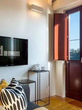 Panoramic Apart Daire, Nehir Manzaralı
