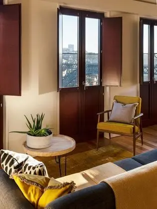 Panoramic Apart Daire, Nehir Manzaralı