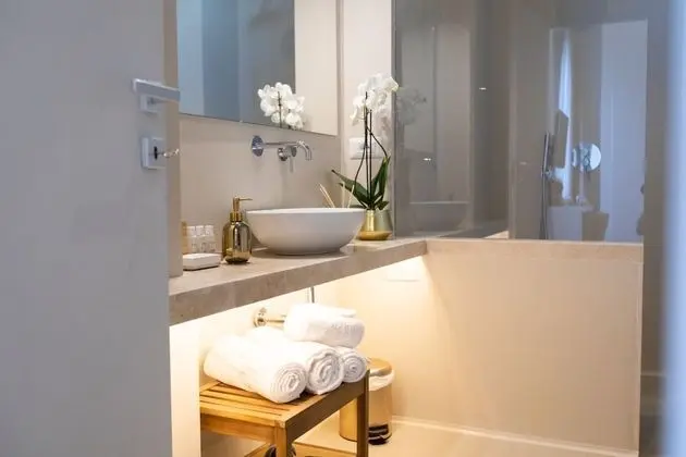 Superior Oda, 1 Büyük (Queen) Boy Yatak, Avlu Manzaralı, Kule