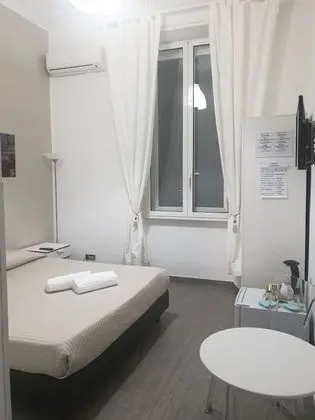 Standard Tek Büyük Yataklı Oda