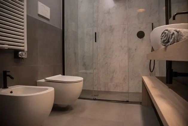 Standard Tek Büyük veya İki Ayrı Yataklı Oda, Bağlantılı Odalar