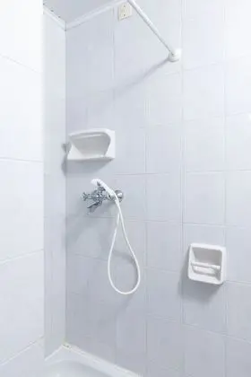 Üç Kişilik Oda, Bahçe Manzaralı