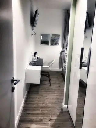 Luxury Tek Büyük Yataklı Oda