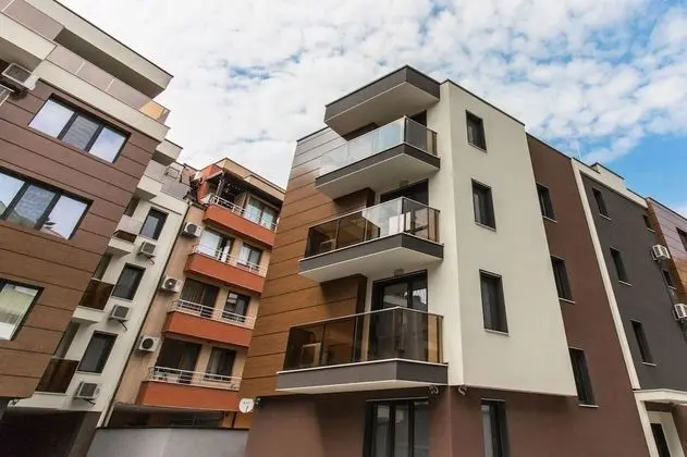 Luxury Apart Daire, Avlu (str. Polkovnik Bonev 16A)