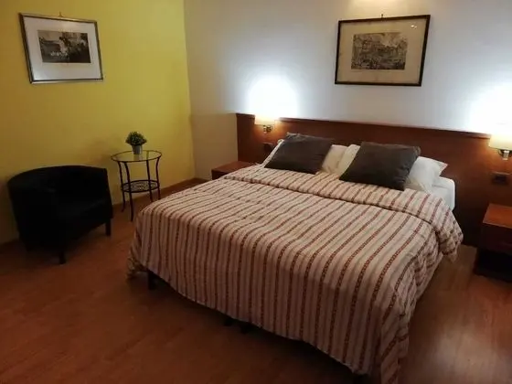 Tek Büyük veya İki Ayrı Yataklı Oda