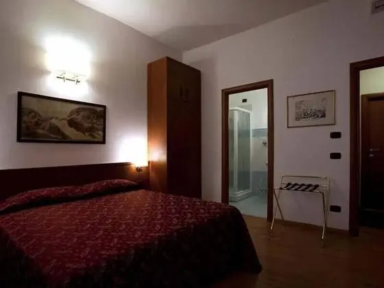 Tek Büyük veya İki Ayrı Yataklı Oda