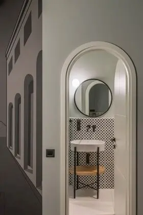 Deluxe Tek Büyük Yataklı Oda, Balkon