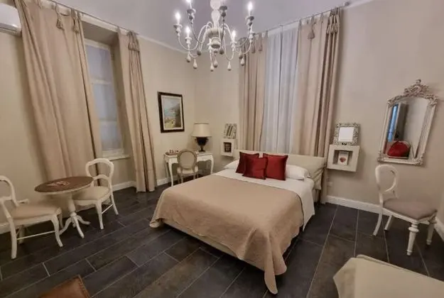 Deluxe Dört Kişilik Oda