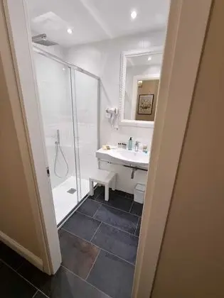 Deluxe Dört Kişilik Oda