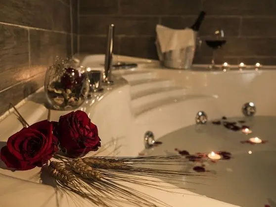 Classic Süit, Teras, Bahçe Manzaralı (Jetted Tub)