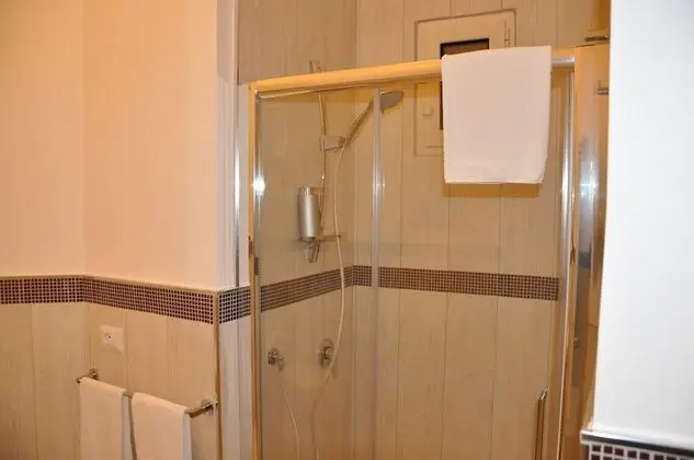 Comfort İki Ayrı Yataklı Oda, 2 Tek Kişilik Yatak, Banyolu/Duşlu