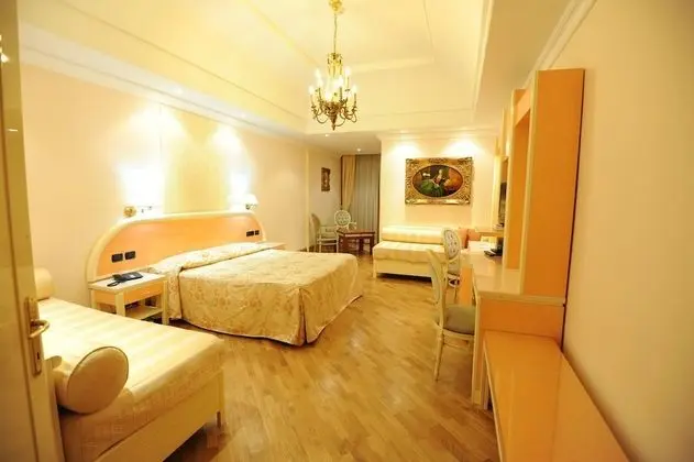 Standard Dört Kişilik Oda