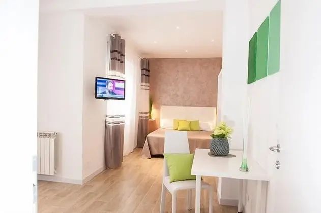 Üç Kişilik Oda, Balkon