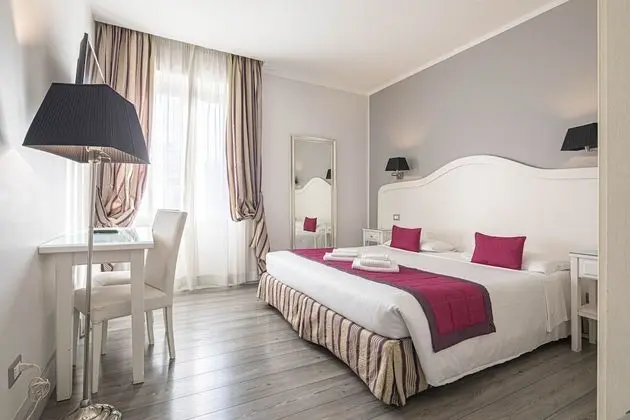 Standard Büyük Yataklı Tek Kişilik Oda