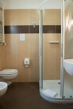 Superior Tek Büyük veya İki Ayrı Yataklı Oda