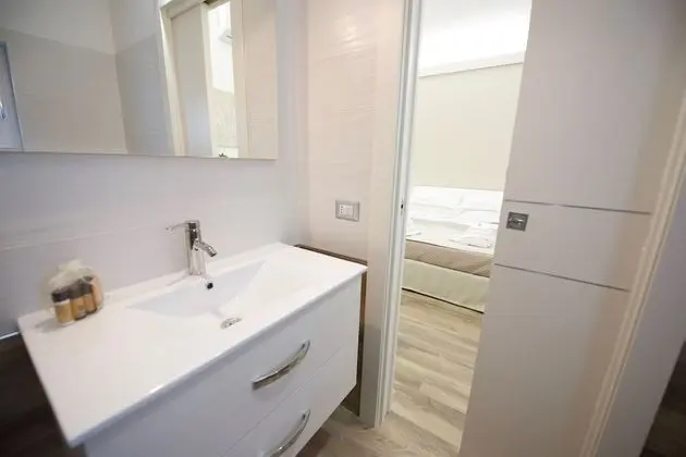 Deluxe Tek Büyük Yataklı Oda (NR 19)