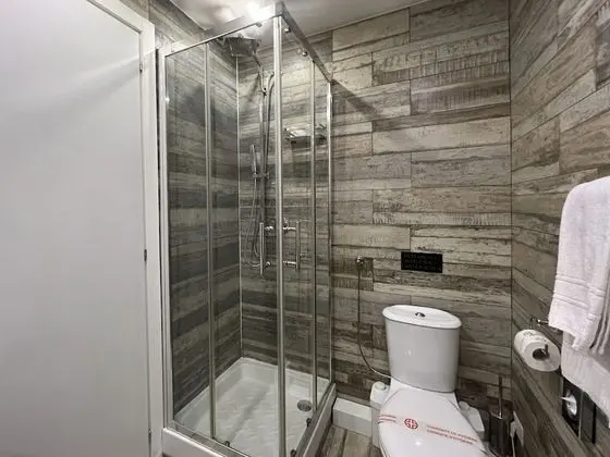 Classic Tek Büyük Yataklı Oda