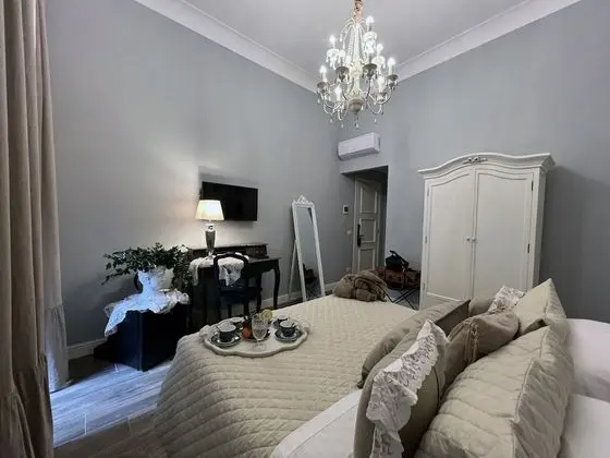 Comfort Tek Büyük Yataklı Oda