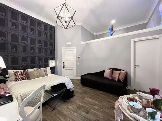 Deluxe Tek Büyük Yataklı Oda