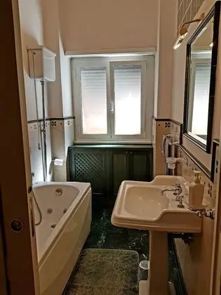 Deluxe Tek Büyük Yataklı Oda, Özel Banyo