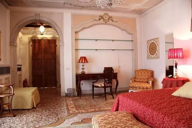 Superior Tek Büyük Yataklı Oda, Balkon