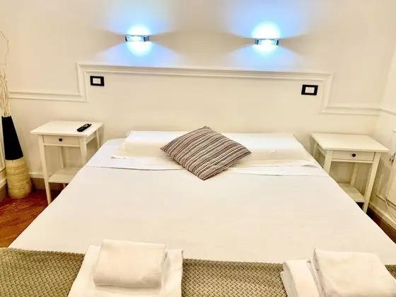 Economy Tek Büyük Yataklı Oda