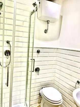 Economy Tek Büyük Yataklı Oda