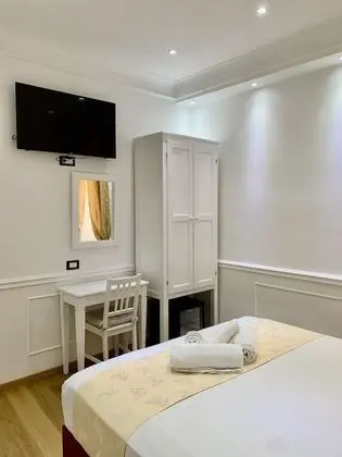 Tek Büyük Yataklı Oda