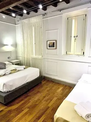 Üç Kişilik Oda