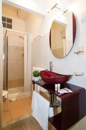 Tek Büyük veya İki Ayrı Yataklı Oda, Balkon