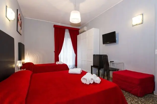 Üç Kişilik Oda, Balkon
