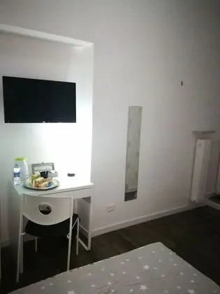 Büyük Yataklı Tek Kişilik Oda