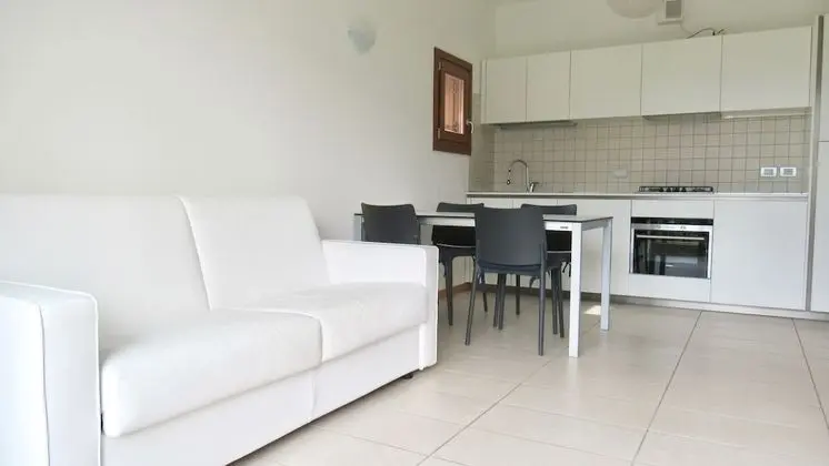 Comfort Apart Daire, 1 Yatak Odası, Havuz Manzaralı