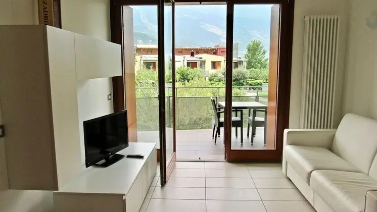 Comfort Apart Daire, 1 Yatak Odası, Havuz Manzaralı