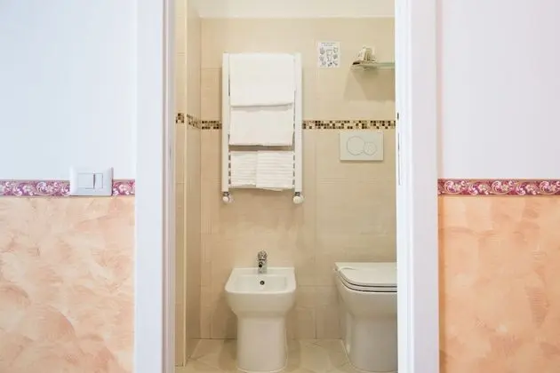 Classic Tek Büyük Yataklı Oda