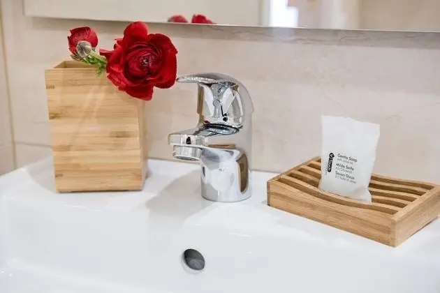 Classic Tek Büyük Yataklı Oda