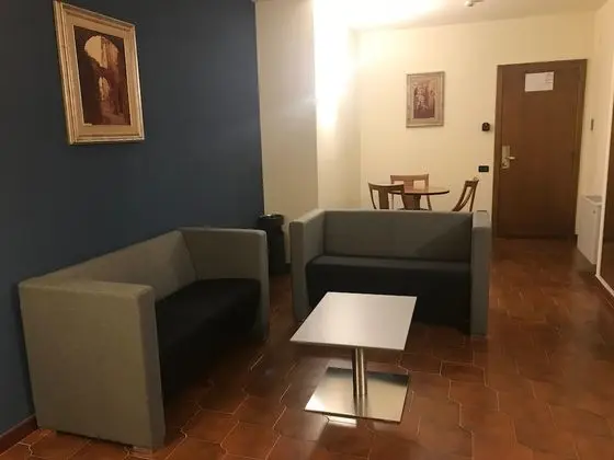 Standard Dört Kişilik Oda