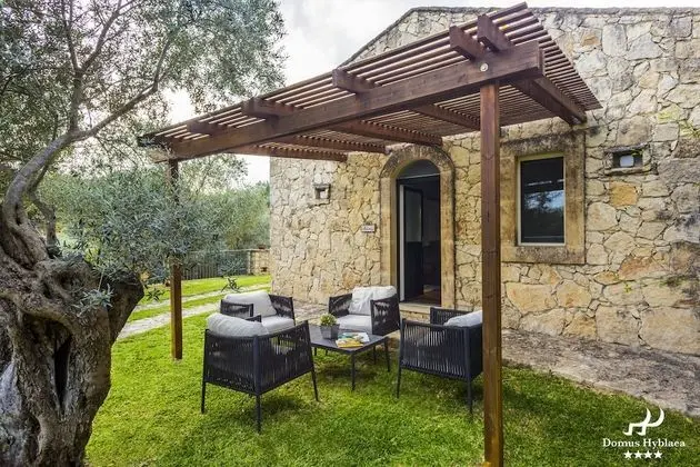 Junior Süit, Havuz Kullanımı, Bahçe Manzaralı