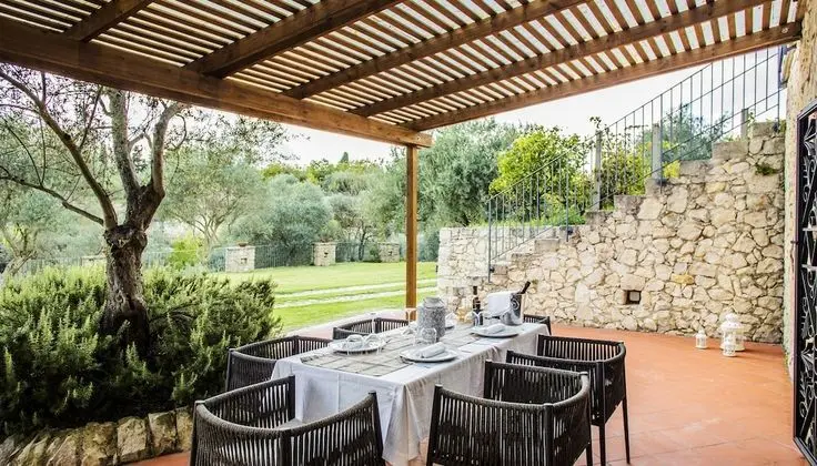 Superior Süit, Havuz Kullanımı, Bahçe Manzaralı