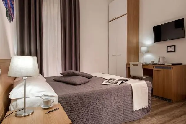 Comfort Tek Büyük Yataklı Oda