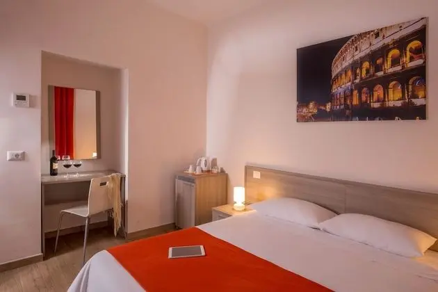 Comfort Tek Büyük Yataklı Oda