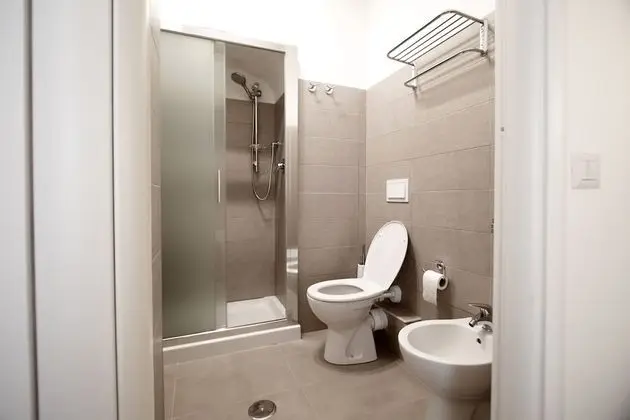 Economy Tek Büyük Yataklı Oda, 1 Büyük (Queen) Boy Yatak