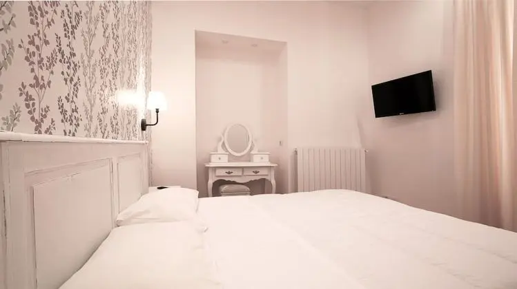 Standard Tek Büyük veya İki Ayrı Yataklı Oda