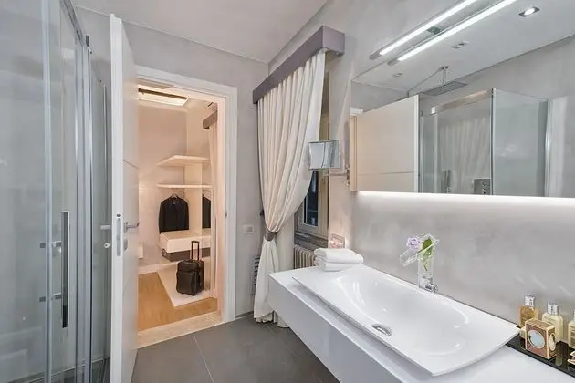 Superior Tek Büyük Yataklı Oda, 1 Çift Kişilik Yatak