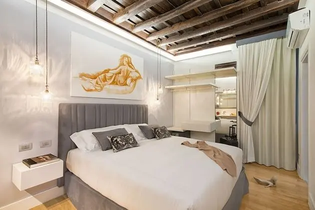 Tek Büyük Yataklı Oda