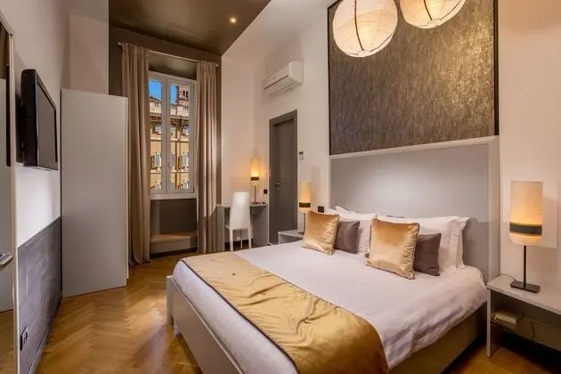 Tek Büyük Yataklı Oda