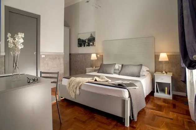 Tek Büyük Yataklı Oda