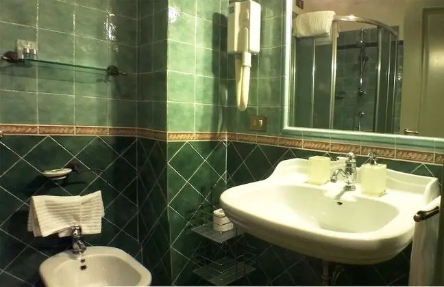 Family Dört Kişilik Oda