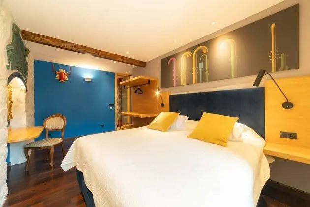 Deluxe Tek Büyük Yataklı Oda