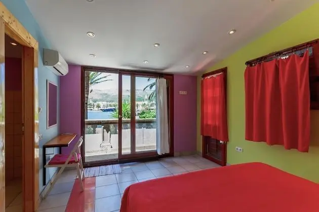 Standard Tek Büyük veya İki Ayrı Yataklı Oda